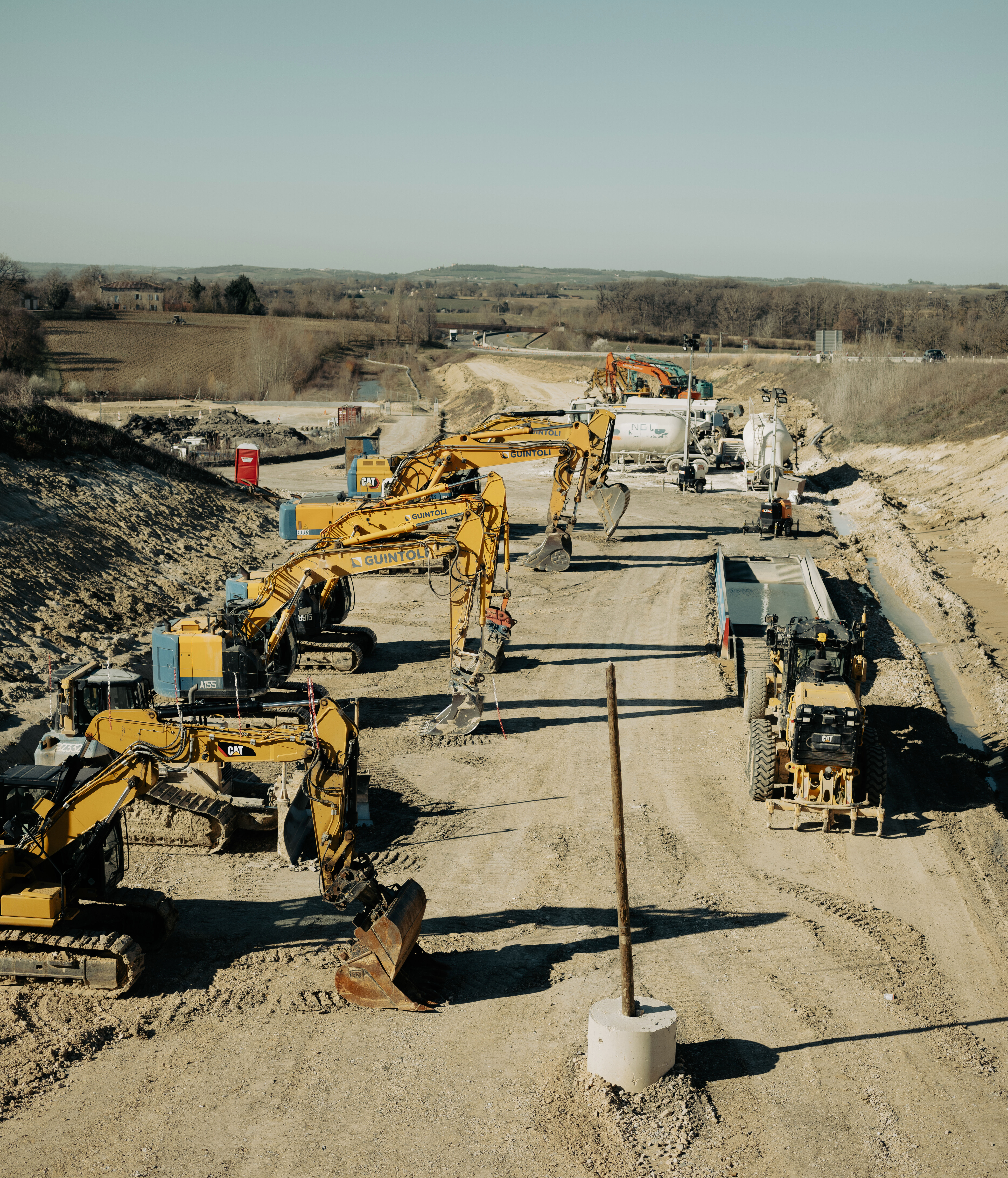 Le chantier de l'autoroute A69 à l’arrêt.